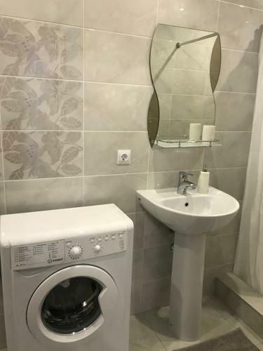 Apartamento Guest House On Kholostyakova 6