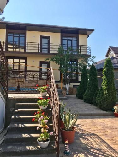 Apartamento Guest House On Kholostyakova 6