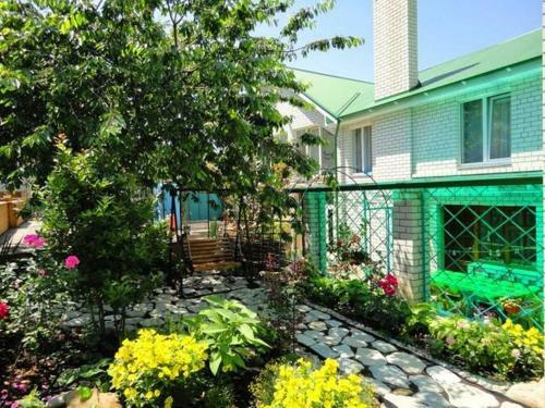 Hostal Guest House Uyutny Dvorik
