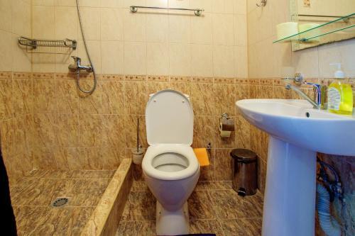 Hostal Guest House On Kabardinskoy 1