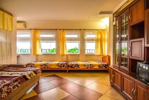Hostal Guest House "golubaya Laguna"
