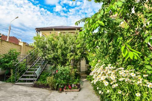 Hostal Guest House "golubaya Laguna"