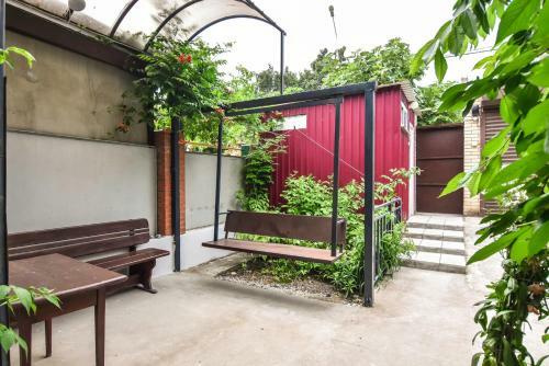 Hostal Guest House "golubaya Laguna"