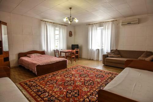 Hostal Guest House "golubaya Laguna"
