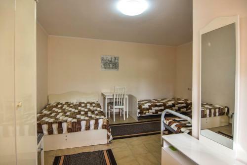 Hostal Guest House "golubaya Laguna"