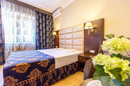 Hostal Guest House Akropol