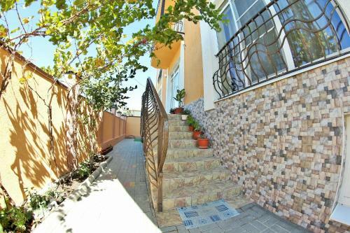 Hostal Guest House Aniksi
