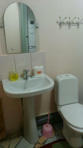Hostal Above The River Guest House