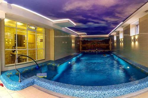 Hotel Complex Versailles