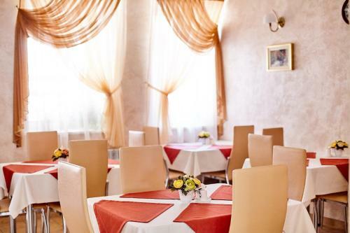 Hotel Stariy Dvorik On Mopra