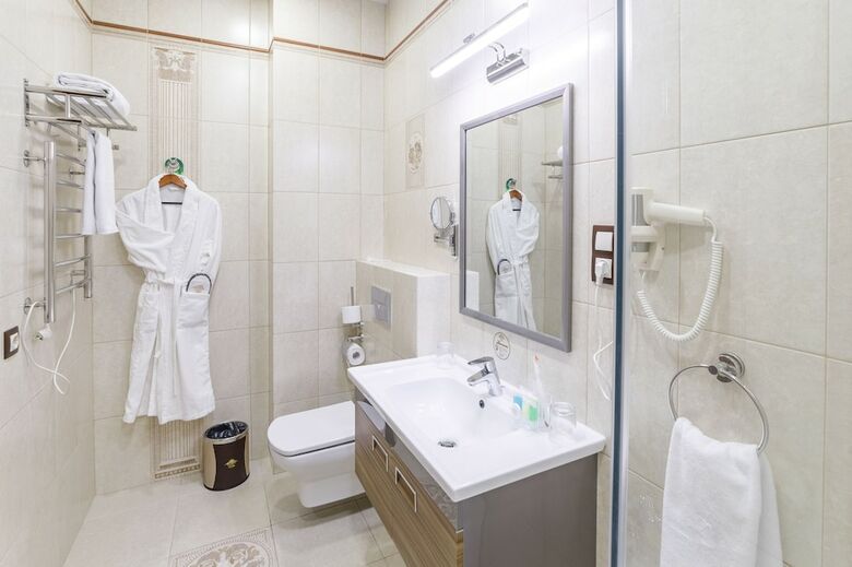 Hotel Dinastiya