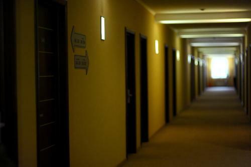 Avrora Business Hotel And Spa