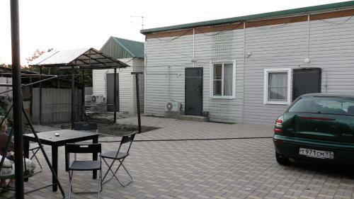 Hostal Meeting At The Guest House