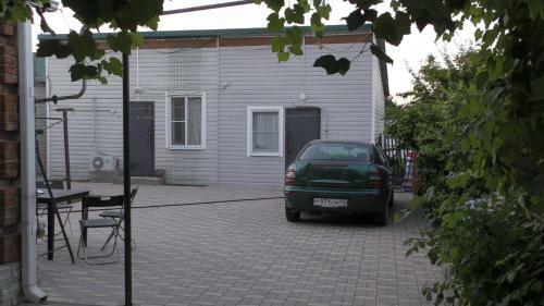 Hostal Meeting At The Guest House