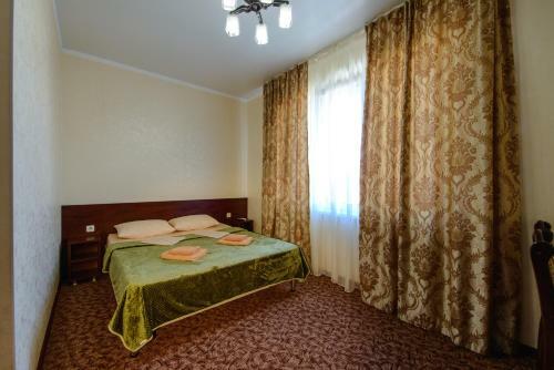 Hostal Zarya Guest House