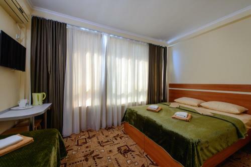 Hostal Zarya Guest House
