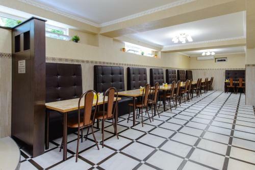 Hostal Zarya Guest House