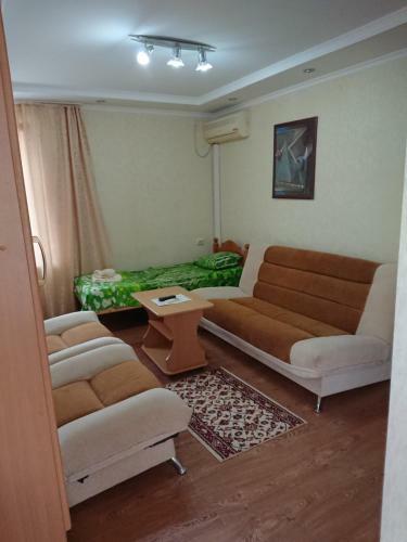 Hostal Guest House Lazurit Yug
