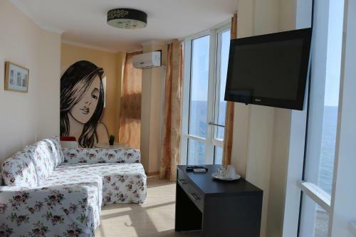Laza Hall Hotel