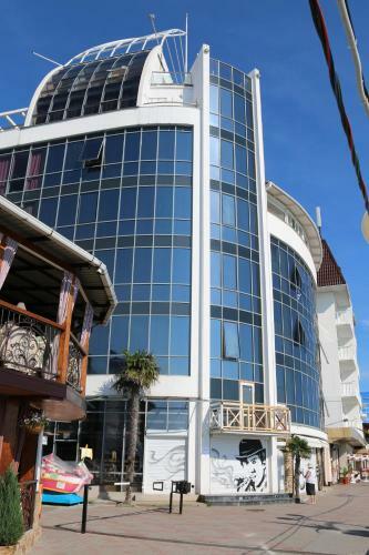Laza Hall Hotel