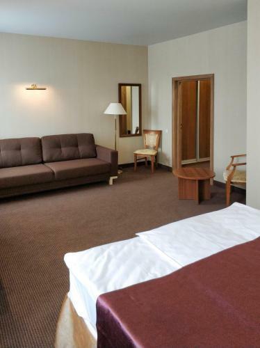 Guest Center-hotel Myshk Inn