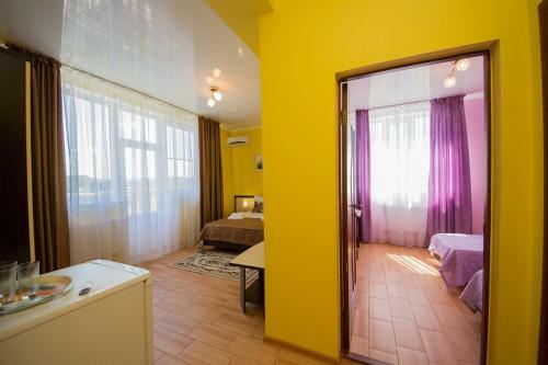 Hostal Penaty Guest House