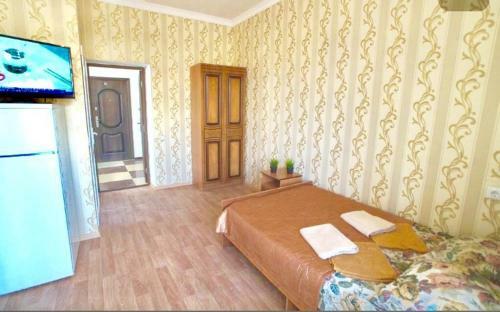 Hostal More Y Nas Guest House