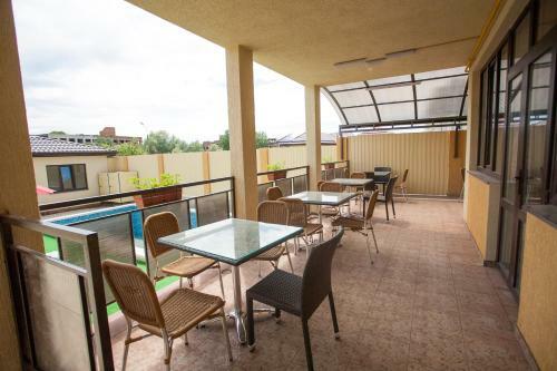 Hostal Karamel Guest House