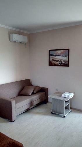 Hostal Guest House On Aivazovskogo 38