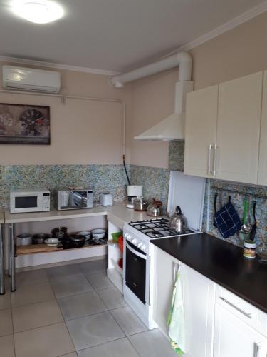 Hostal Guest House On Aivazovskogo 38