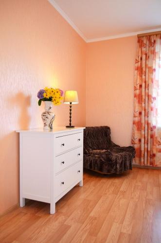 Apartamento Guest House On Malyshevskaya 109