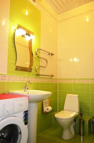 Apartamento Guest House On Malyshevskaya 109