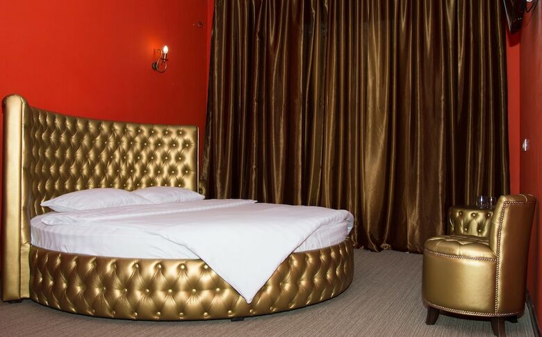 Hotel Marton Osharskaya