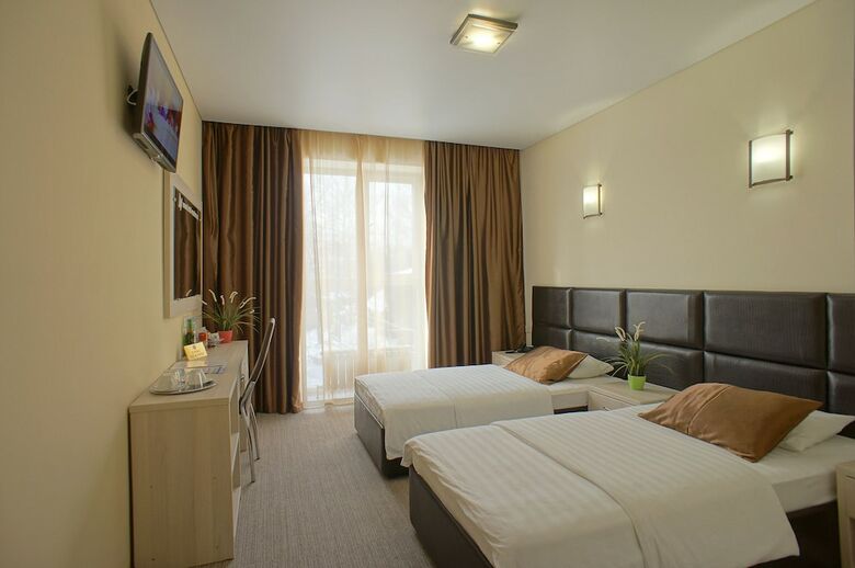 Hotel Marton Osharskaya