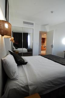 Golden Pebble Hotel