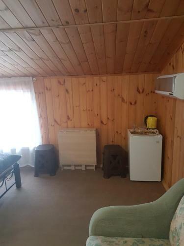 Hotel 2kh Etazhnyi Kottedzh U Moria