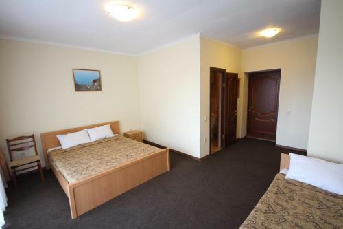 Hostal Solnechniy Guest House