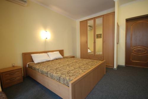 Hostal Solnechniy Guest House