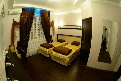 A-hotel