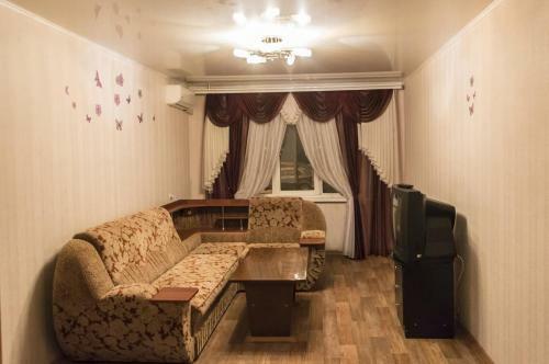 Apartment On Gagarina 27