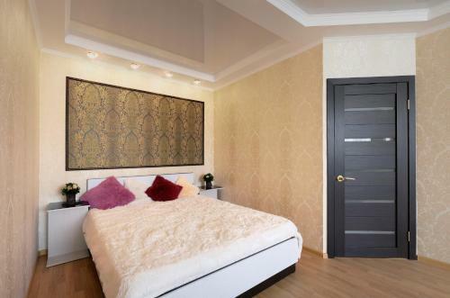 Apartment Crystal Na Revolutsii