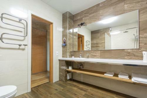 Prionezhsky Club Hotel