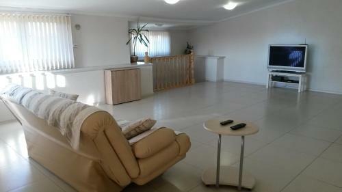 Hostal Guest House On Larkina 18
