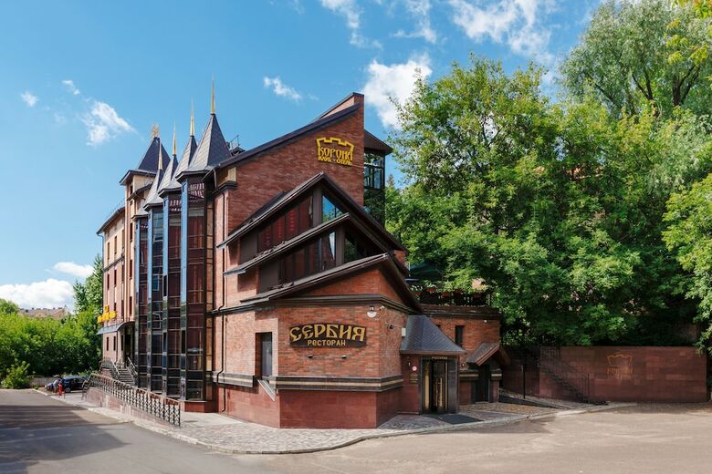 Club Hotel Corona