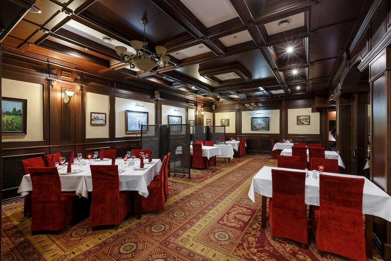 Club Hotel Corona