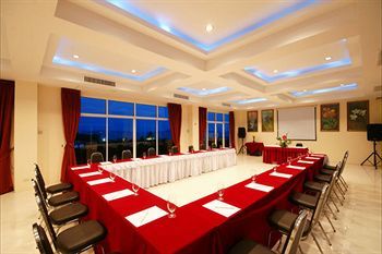 Hotel Seaside Jomtien Beach Resort