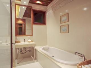 Hotel Royal Sammuk Villa