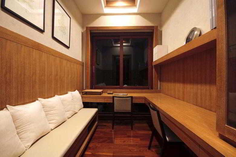 Hotel Royal Sammuk Villa