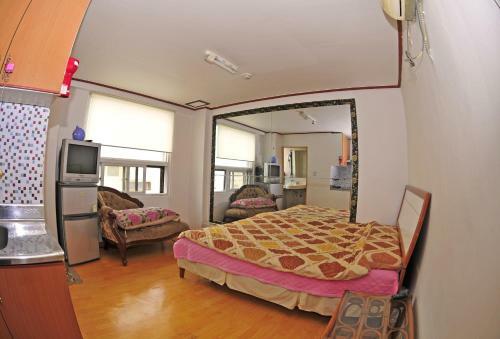 Hostal Hwaseong Guesthouse