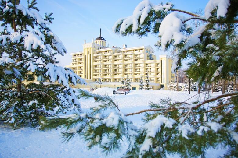 M`istra`l Hotel & Spa